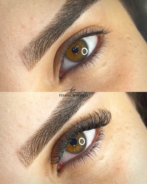 Antes e depois de extensão de cílios feita pela Bruna